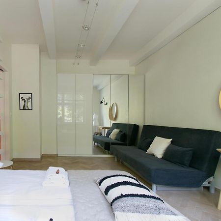 Spacious 3Br Apartment With Ac In Living Room, 2 Balconies Cracóvia Exterior foto
