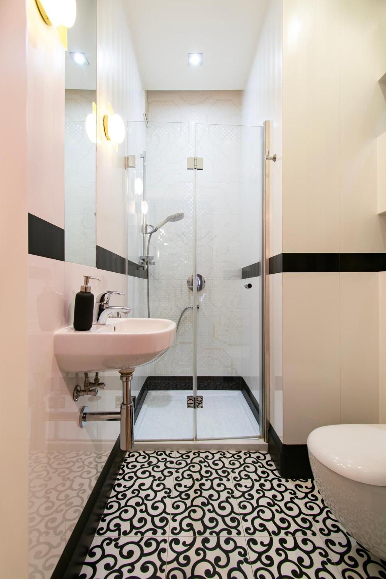 Spacious 3Br Apartment With Ac In Living Room, 2 Balconies Cracóvia Exterior foto
